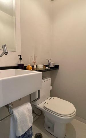 Apartamento à venda com 145m², 4 quartos e 3 vagas Apartamento à venda com 145m², 4 quartos e 3 vagasLavabo