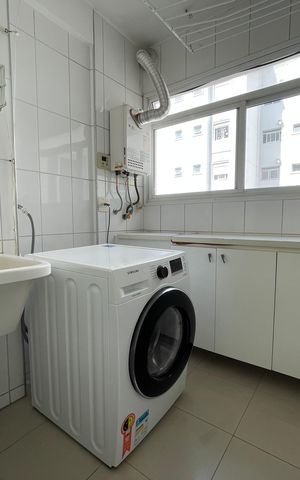 Apartamento à venda com 145m², 4 quartos e 3 vagas Apartamento à venda com 145m², 4 quartos e 3 vagasÁrea de Serviço