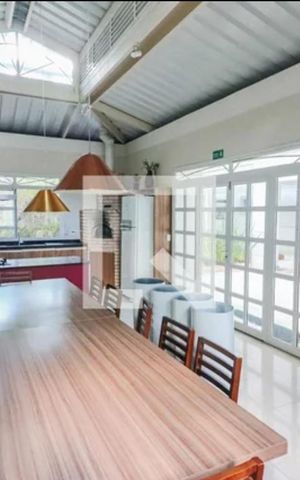 Apartamento à venda com 145m², 4 quartos e 3 vagas Apartamento à venda com 145m², 4 quartos e 3 vagasÁrea comum - Salão de festas