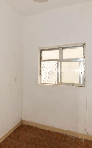 Casa à venda com 56m², 4 quartos e sem vagaSala 