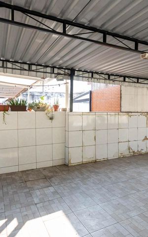 Casa à venda com 56m², 4 quartos e sem vagaTerraço
