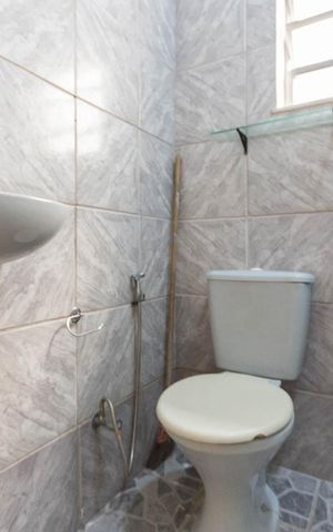 Casa à venda com 56m², 4 quartos e sem vagaBanheiro 1