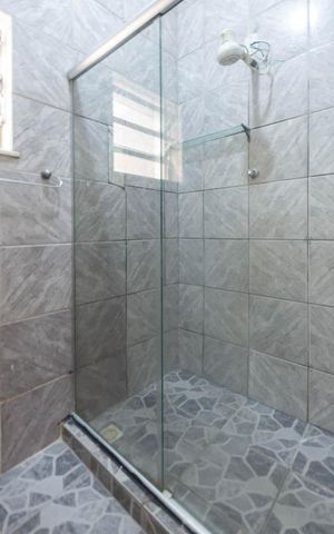 Casa à venda com 56m², 4 quartos e sem vagaBanheiro 1