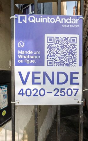 Casa à venda com 56m², 4 quartos e sem vagaPlaquinha