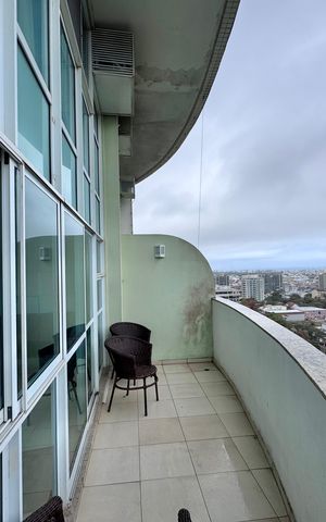 Apartamento à venda com 100m², 3 quartos e 1 vaga Apartamento à venda com 100m², 3 quartos e 1 vagaVaranda
