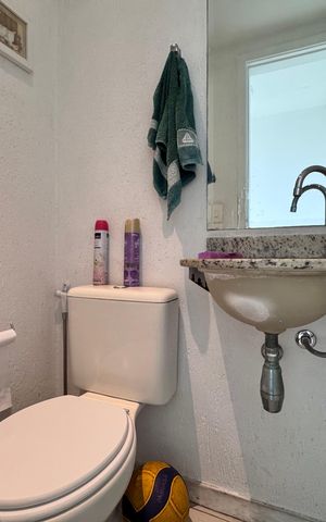 Apartamento à venda com 100m², 3 quartos e 1 vaga Apartamento à venda com 100m², 3 quartos e 1 vagaLavabo