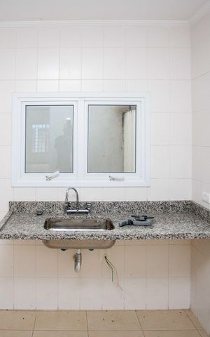 Apartamento à venda com 215m², 3 quartos e 2 vagasCozinha