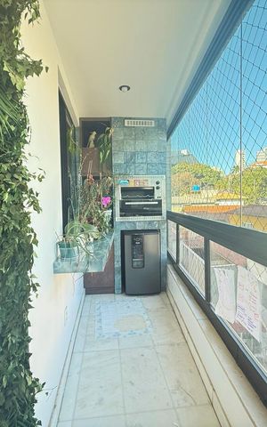 Apartamento à venda com 100m², 3 quartos e 2 vagas Apartamento à venda com 100m², 3 quartos e 2 vagasVaranda da Sala