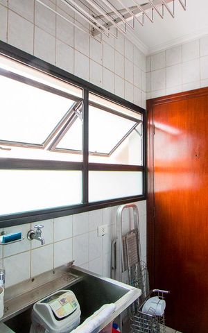Apartamento à venda com 84m², 2 quartos e 2 vagasÁrea de serviço