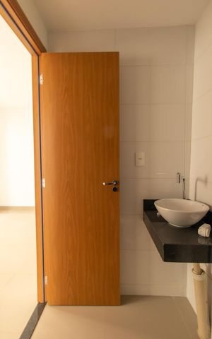 Apartamento à venda com 44m², 2 quartos e 1 vaga Apartamento à venda com 44m², 2 quartos e 1 vagaBanheiro Social