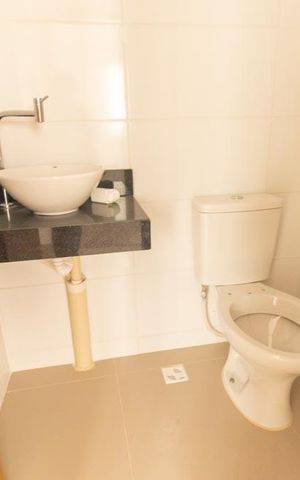 Apartamento à venda com 44m², 2 quartos e 1 vaga Apartamento à venda com 44m², 2 quartos e 1 vagaBanheiro Social