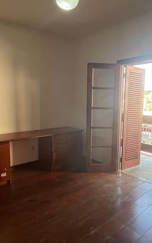 Casa à venda com 315m², 5 quartos e 4 vagas Casa à venda com 315m², 5 quartos e 4 vagasSuíte 2
