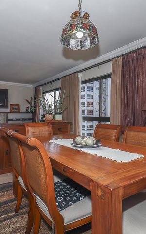 Apartamento à venda com 223m², 3 quartos e 2 vagasSala