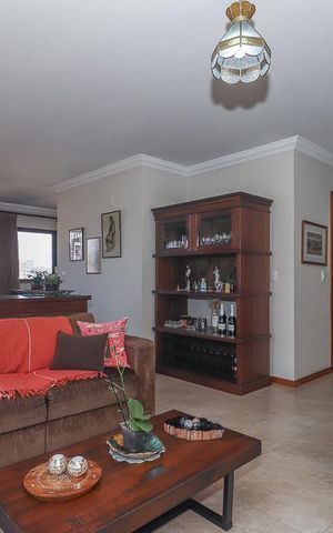 Apartamento à venda com 223m², 3 quartos e 2 vagasSala