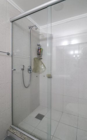 Apartamento à venda com 223m², 3 quartos e 2 vagasBanheiro Social