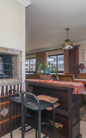 Apartamento à venda com 223m², 3 quartos e 2 vagasSala 