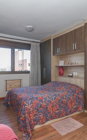 Apartamento à venda com 223m², 3 quartos e 2 vagasSuíte