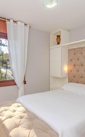 Apartamento à venda com 97m², 3 quartos e 3 vagas Apartamento à venda com 97m², 3 quartos e 3 vagasSuíte