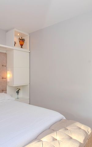 Apartamento à venda com 97m², 3 quartos e 3 vagas Apartamento à venda com 97m², 3 quartos e 3 vagasSuíte