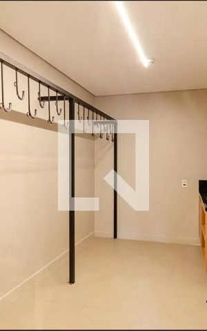 Studio para alugar com 30m², 0 quarto e sem vaga Studio para alugar com 30m², 0 quarto e sem vagaBicicletário
