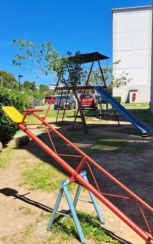 Apartamento à venda com 42m², 2 quartos e 1 vaga Apartamento à venda com 42m², 2 quartos e 1 vagaÁrea Comum - Playground