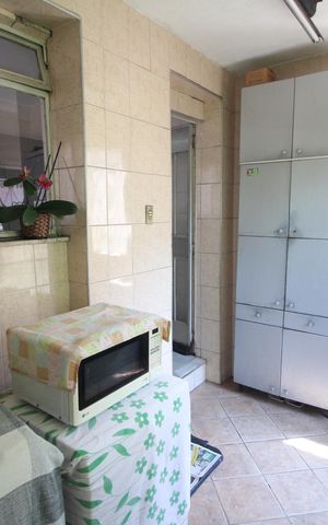 Casa à venda com 375m², 4 quartos e 2 vagasÁrea de Serviço