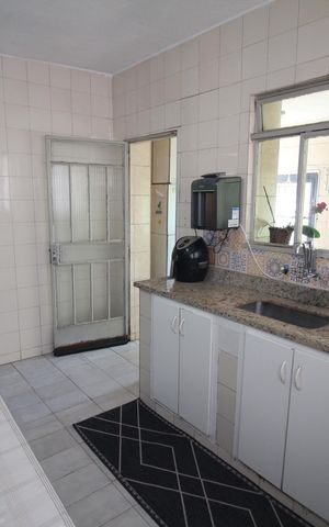 Casa à venda com 375m², 4 quartos e 2 vagasCozinha