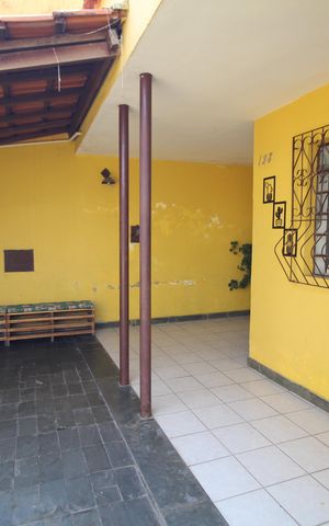 Casa à venda com 375m², 4 quartos e 2 vagasQuintal