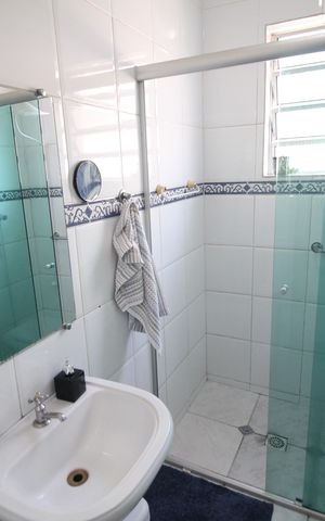Casa à venda com 375m², 4 quartos e 2 vagasBanheiro