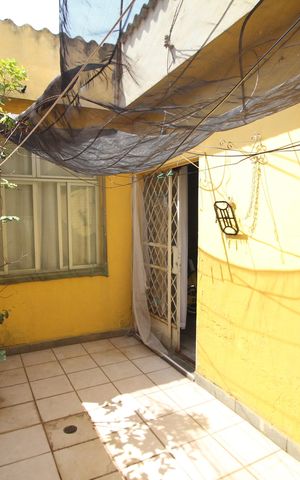 Casa à venda com 375m², 4 quartos e 2 vagasQuintal