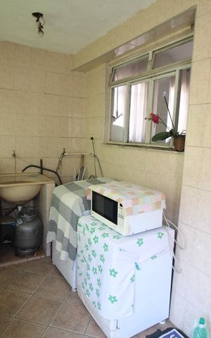 Casa à venda com 375m², 4 quartos e 2 vagasÁrea de Serviço
