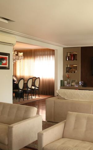 Apartamento para alugar com 267m², 4 quartos e 5 vagasSala