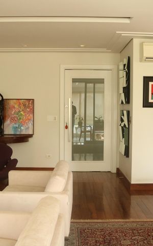 Apartamento para alugar com 267m², 4 quartos e 5 vagasSala