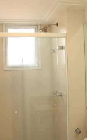 Apartamento para alugar com 267m², 4 quartos e 5 vagasBanheiro da Suíte 1