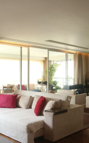 Apartamento para alugar com 267m², 4 quartos e 5 vagasSala