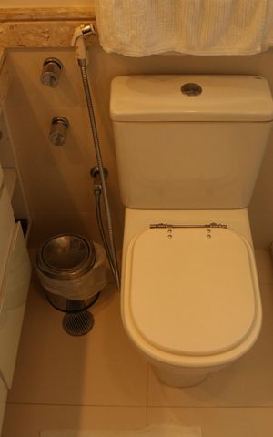 Apartamento para alugar com 267m², 4 quartos e 5 vagasBanheiro da Suíte 4
