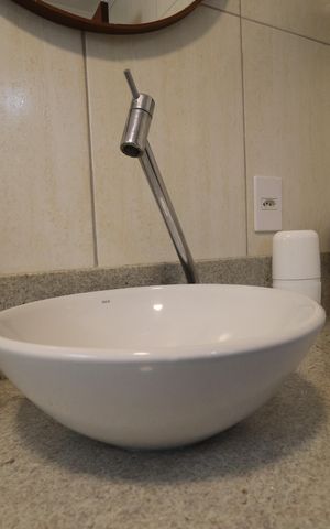 Apartamento à venda com 108m², 3 quartos e 2 vagasBanheiro da Suíte