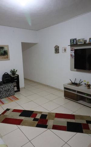 Casa à venda com 375m², 3 quartos e 4 vagasSala