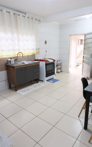 Casa à venda com 375m², 3 quartos e 4 vagasCozinha