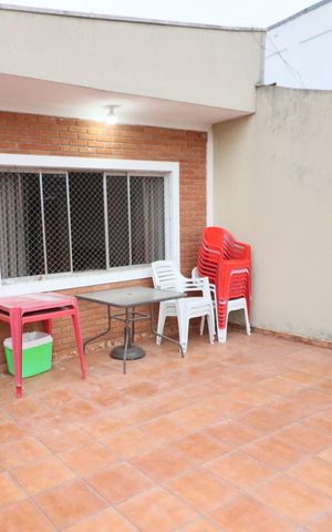 Casa à venda com 375m², 3 quartos e 4 vagasQuintal
