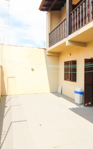 Casa à venda com 177m², 3 quartos e 2 vagas Casa à venda com 177m², 3 quartos e 2 vagasQuintal