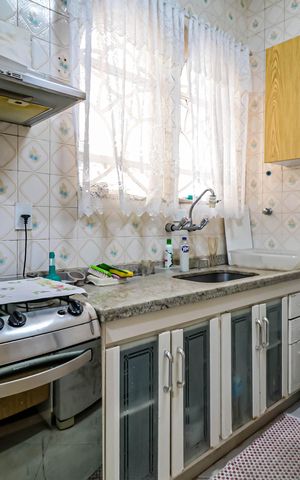 Casa à venda com 224m², 3 quartos e 3 vagas Casa à venda com 224m², 3 quartos e 3 vagasCozinha