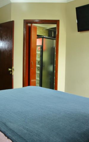Casa à venda com 204m², 3 quartos e 5 vagasSuíte