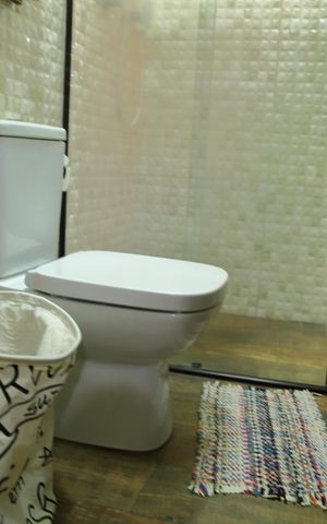 Casa à venda com 204m², 3 quartos e 5 vagasBanheiro Social