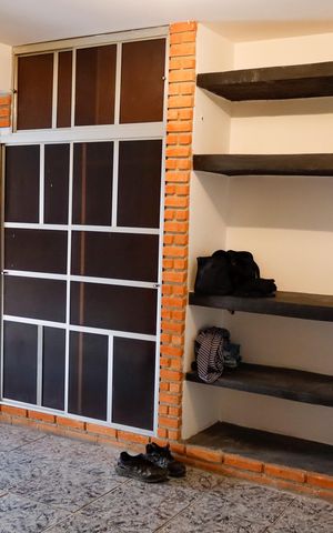 Casa à venda com 399m², 5 quartos e 3 vagas Casa à venda com 399m², 5 quartos e 3 vagasSuíte