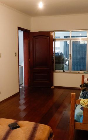 Casa à venda com 399m², 5 quartos e 3 vagas Casa à venda com 399m², 5 quartos e 3 vagasSala