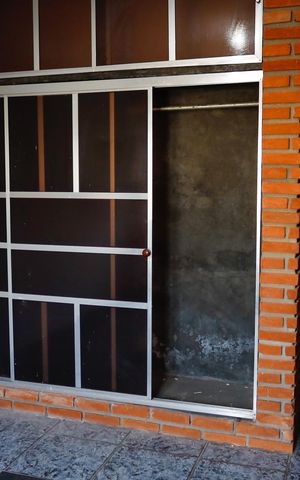Casa à venda com 399m², 5 quartos e 3 vagas Casa à venda com 399m², 5 quartos e 3 vagasQuarto 1
