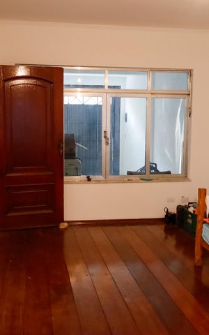 Casa à venda com 399m², 5 quartos e 3 vagas Casa à venda com 399m², 5 quartos e 3 vagasSala