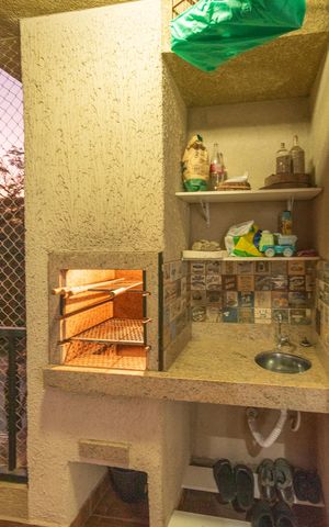 Apartamento à venda com 60m², 2 quartos e 1 vaga Apartamento à venda com 60m², 2 quartos e 1 vagaSacada da Sala