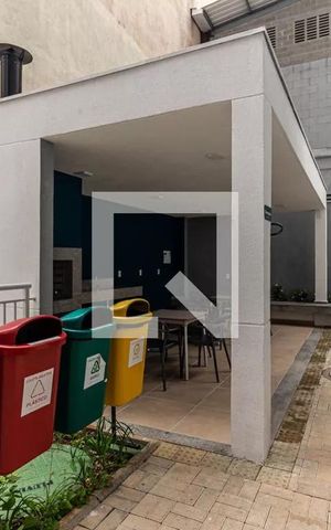 Apartamento à venda com 28m², 1 quarto e sem vaga Apartamento à venda com 28m², 1 quarto e sem vagaChurrasqueira